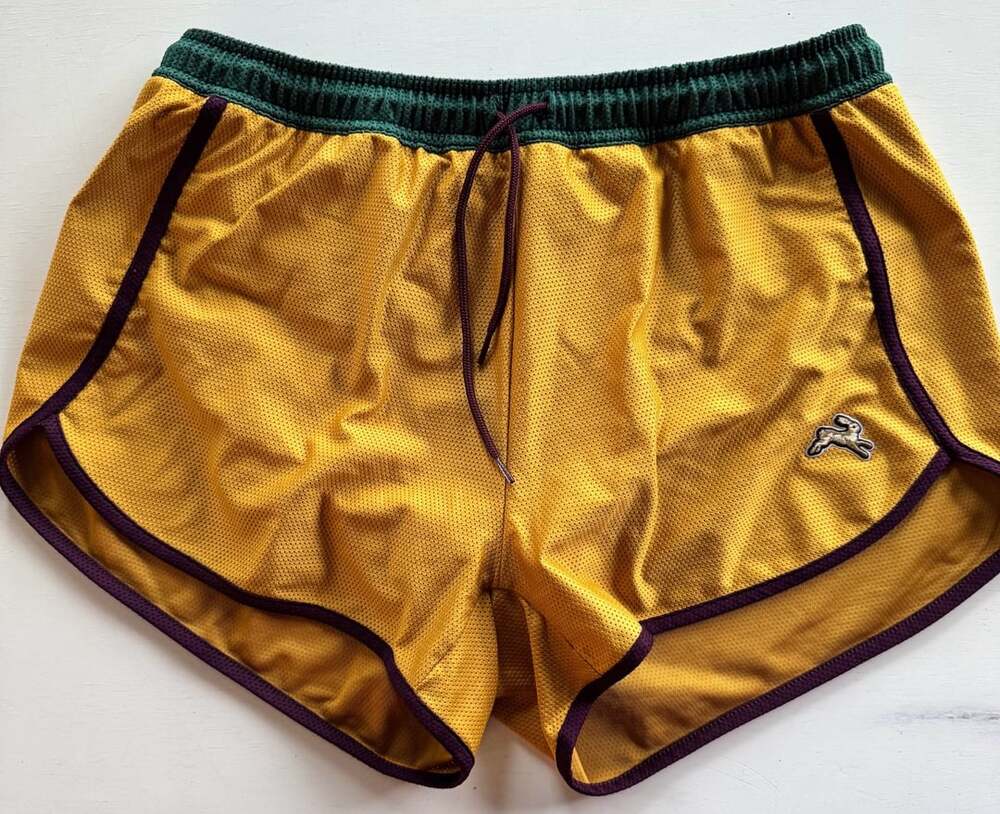 Tracksmith Van Cortlandt Running Shorts Size M Gold Green Mesh